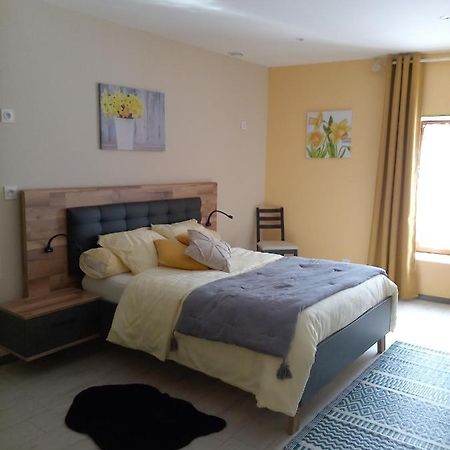 Jonquille Chic La Piccola Venezia Bed & Breakfast Vrécourt Екстериор снимка